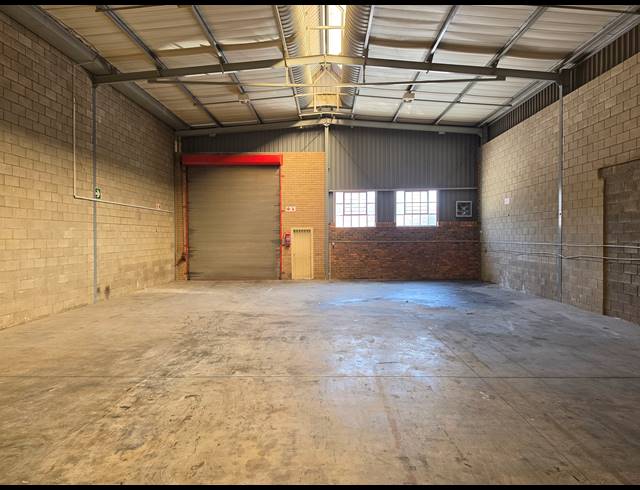 394M² MINI FACTORY TO LET IN KYA SANDS